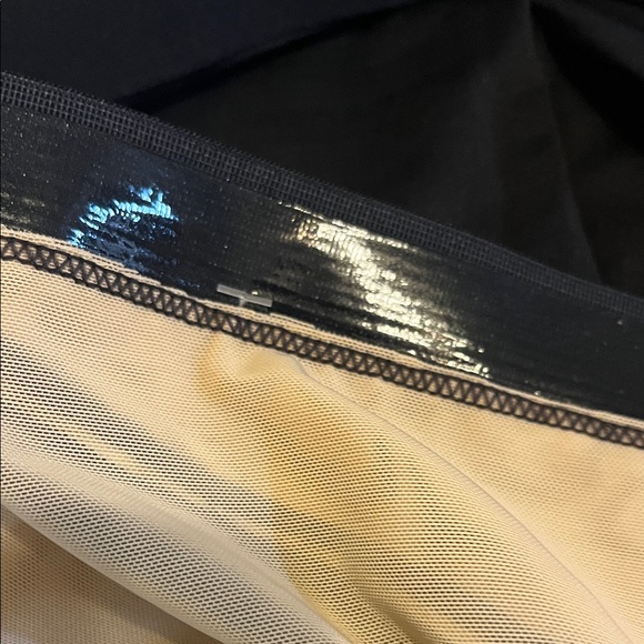 Cacique Black Ultra High-Waisted Brief Level 3 - Picture 8 of 11